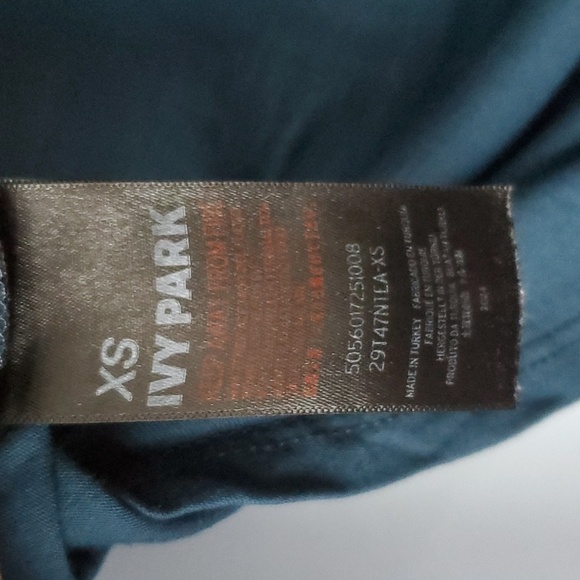 Ivy Park XS teal sleeveless top - Picture 10 of 11